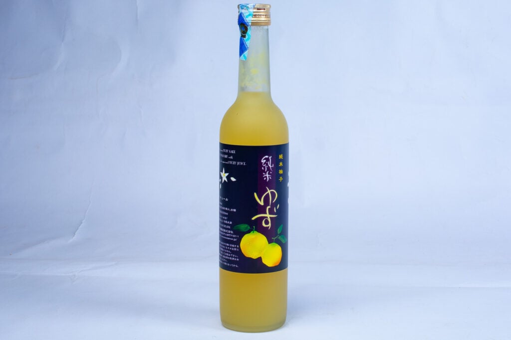 Kozaemon Shiroku Junmai Yuzu Sake 500ml Greenspoon