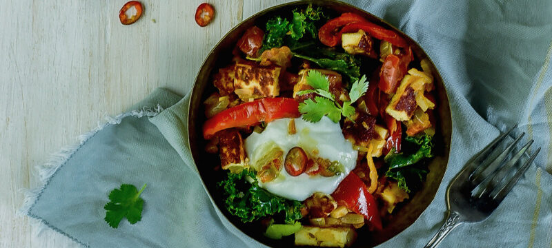 Red Pepper, Kale and Paneer Curry