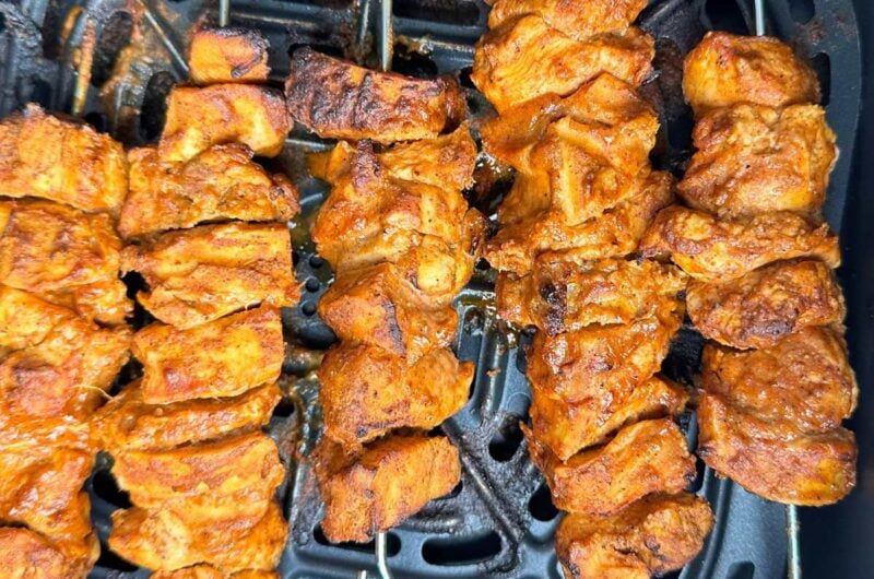 Airfryer Tandoori Chicken Kebabs with Yogurt Dip