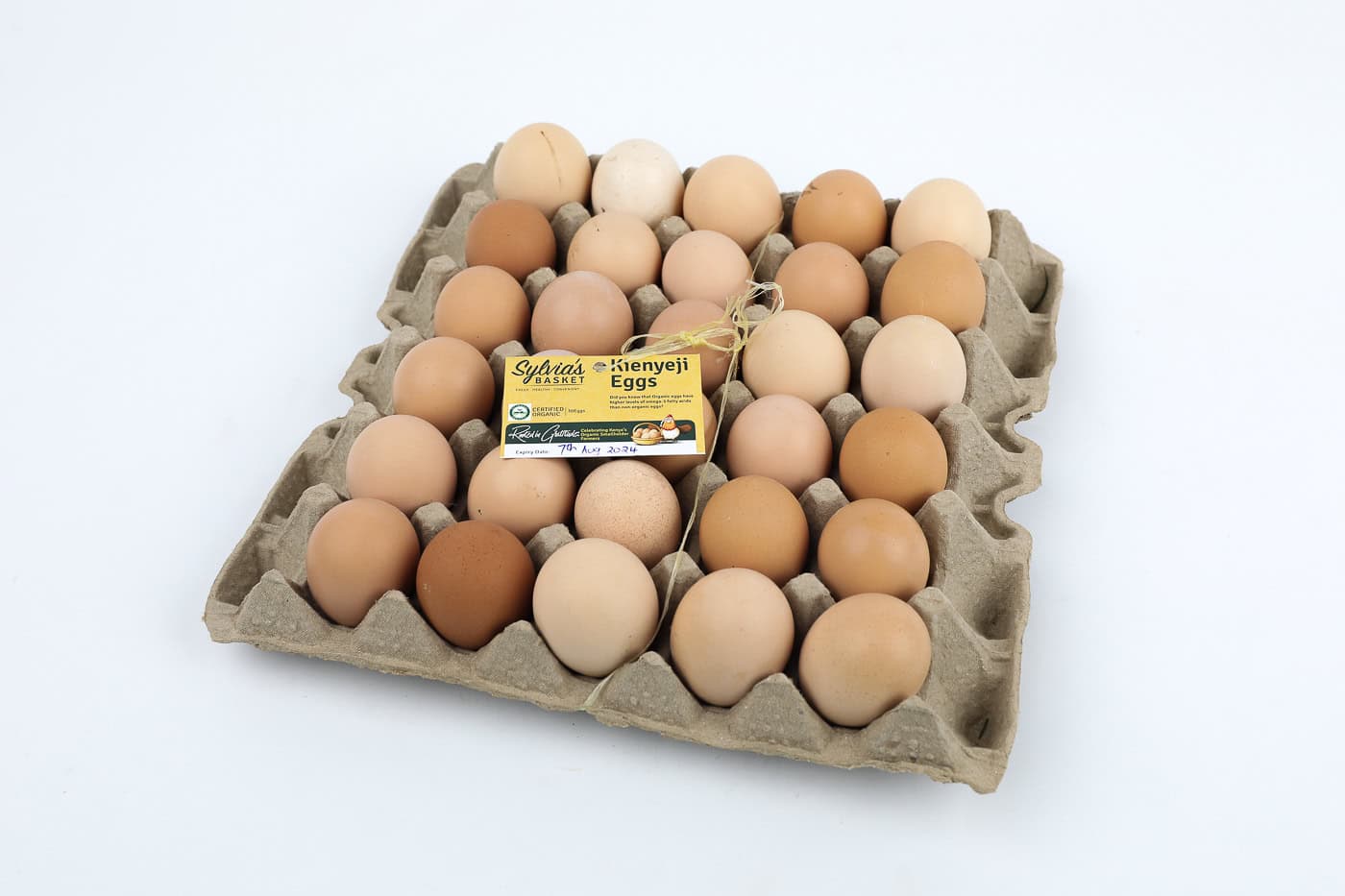 Sylvia Basket Organic Eggs – 30 Pack