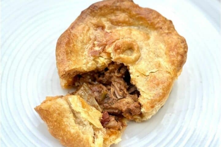 Divine Cravings Steak And Ale Pie | Gluten Free (Frozen) - 165g