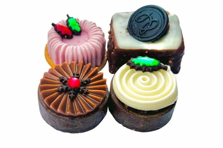 Divine Cravings Christmas Dessert Box - Normal Flour