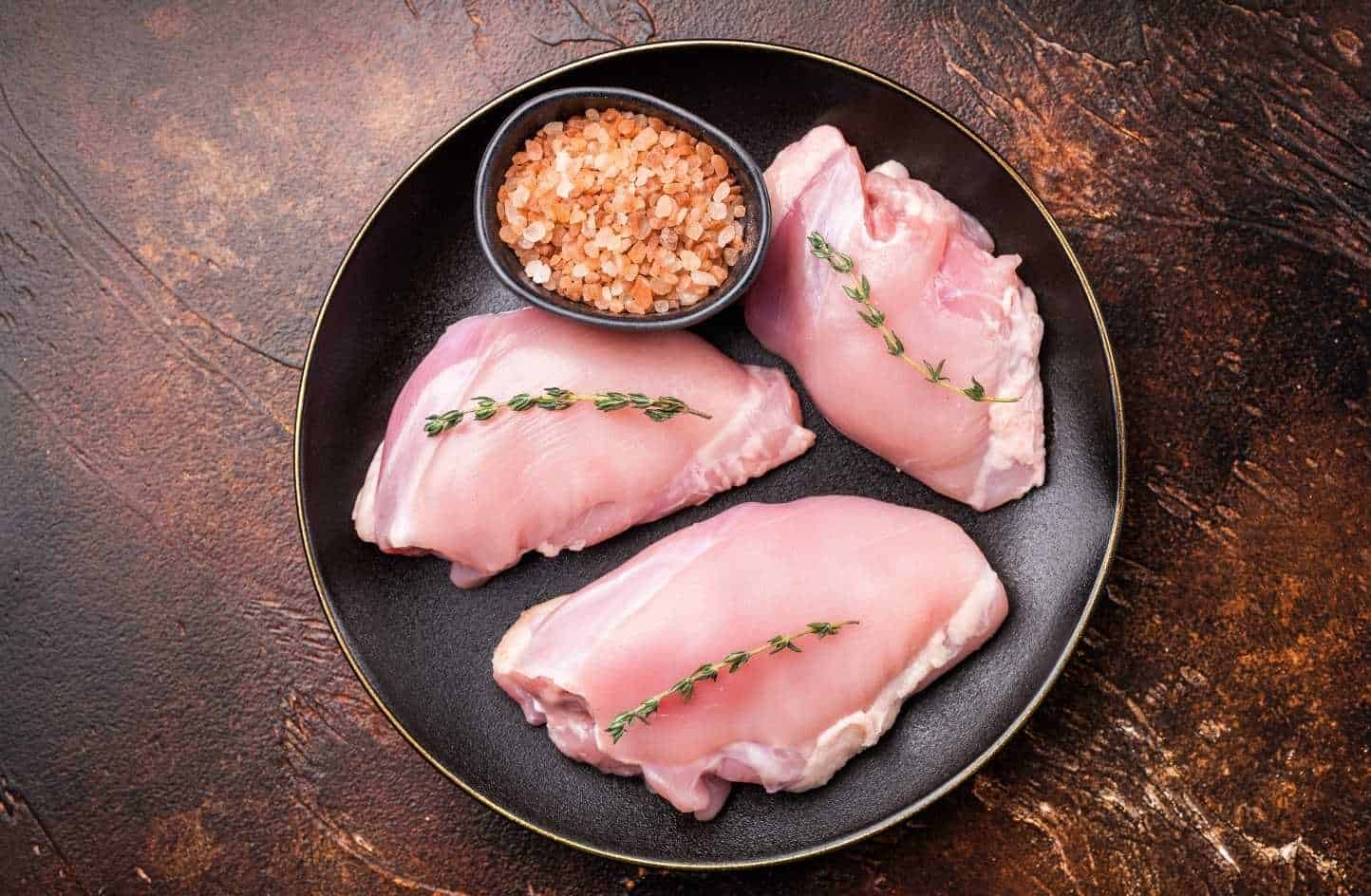Farmhouse Boneless Chicken Thighs – 600g (Chilled)