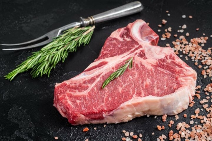 Greenspoon Beef T-Bone (Frozen)